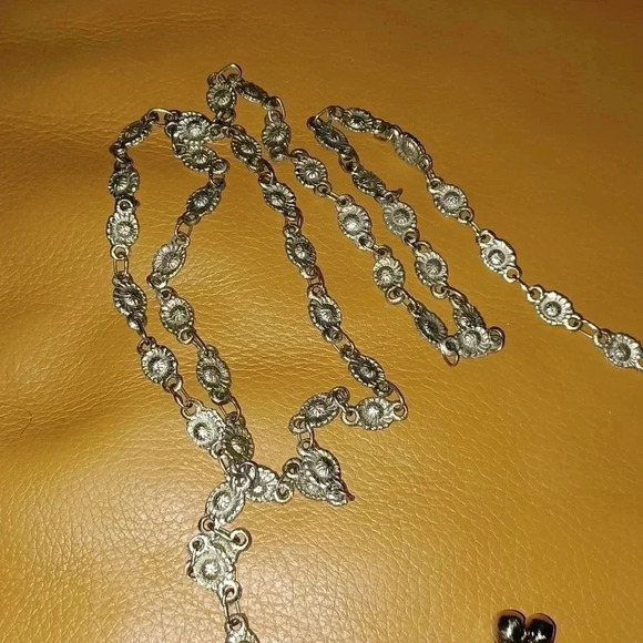 🌹Gorgeous clutch🎉 - Picture 4 of 7